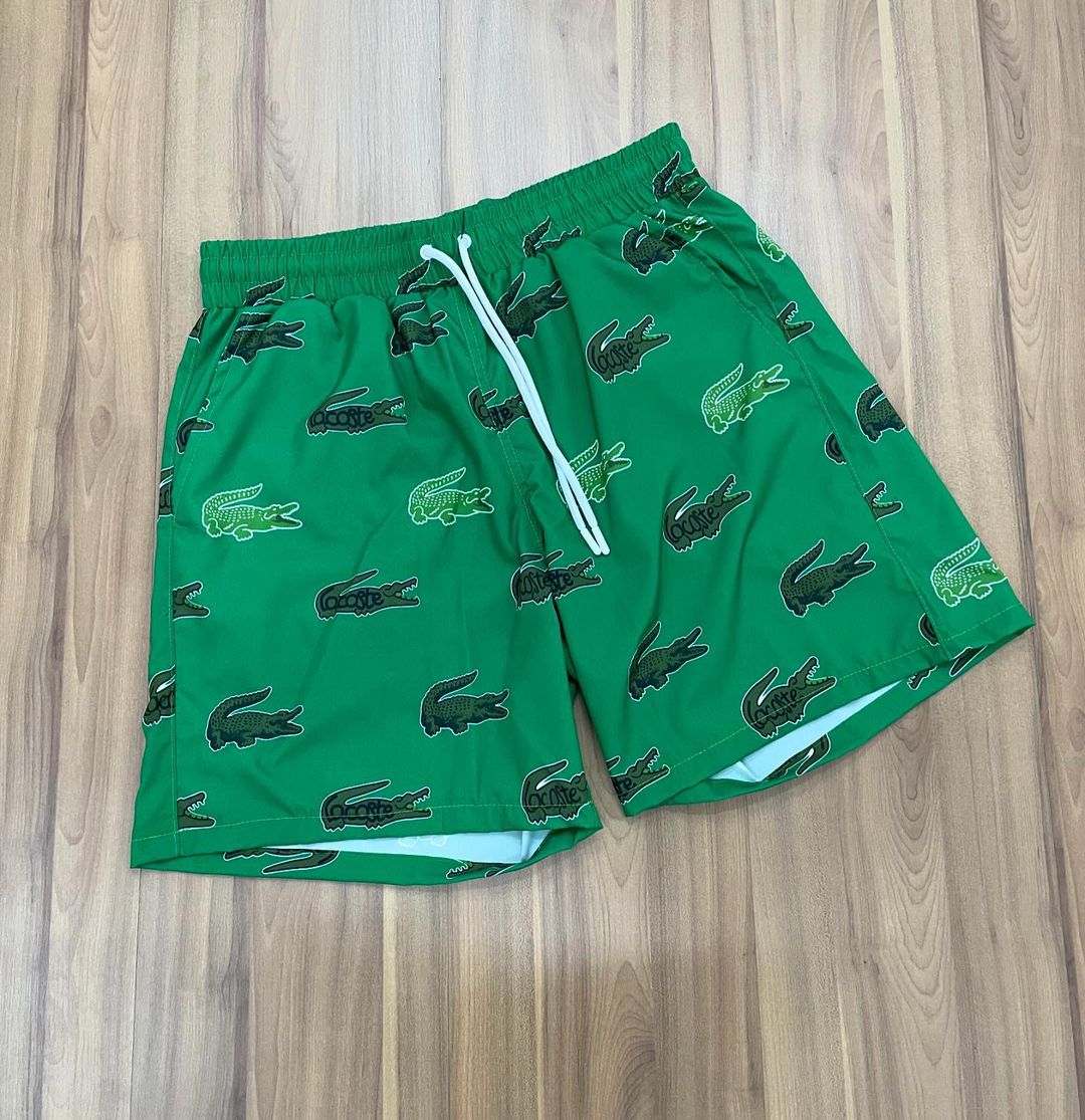 Conjunto Lacoste [CAMISA + BERMUDA + BONÉ+ OCULOS+ RELÓGIO)