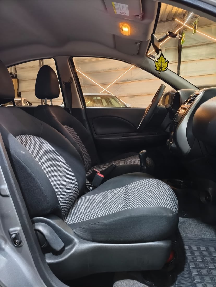 Nissan March S 1.0 Flex 2015/2016