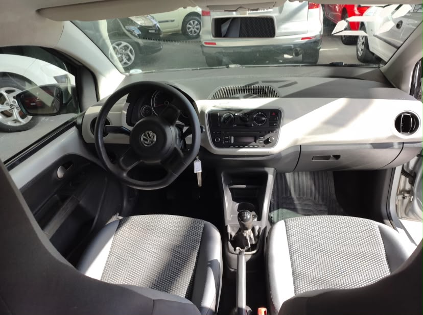 VW Up! - Vista traseira
